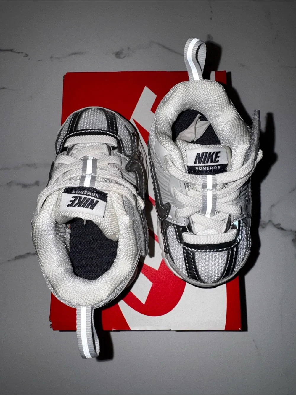 NEW Infant Nike Vomero 5 Sneakers